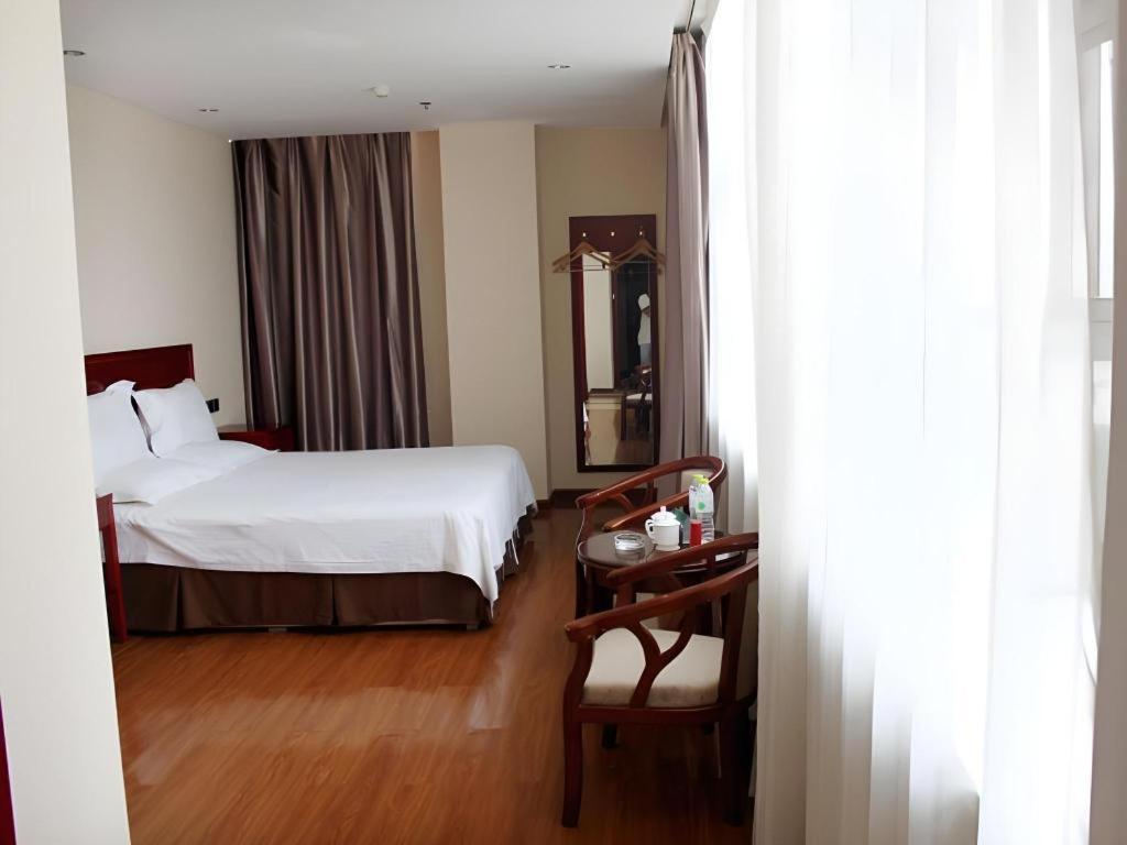 Greentree Inn Jining Yanzhou Jiuzhou Fangyuan Business Hotel Εξωτερικό φωτογραφία