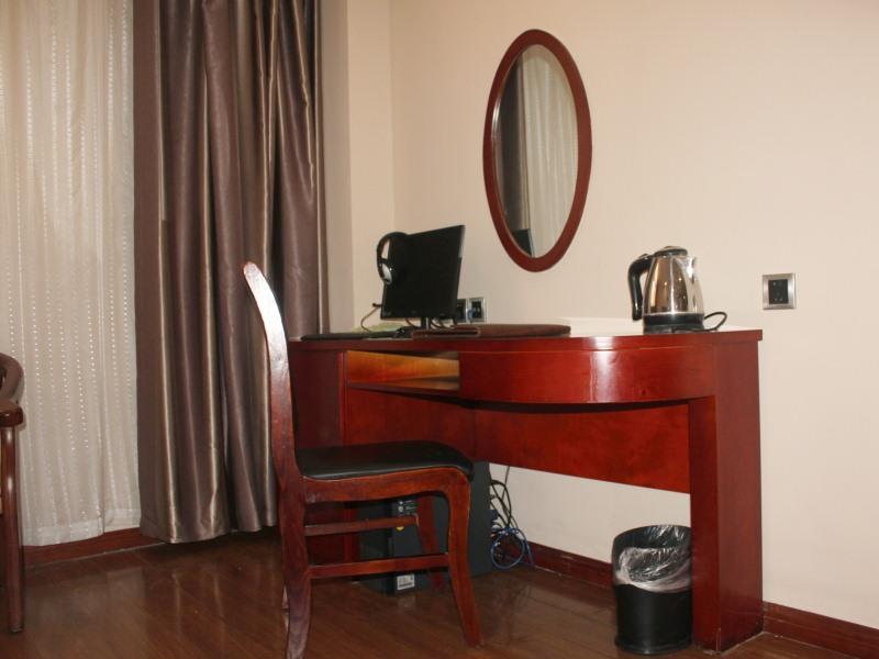 Greentree Inn Jining Yanzhou Jiuzhou Fangyuan Business Hotel Εξωτερικό φωτογραφία
